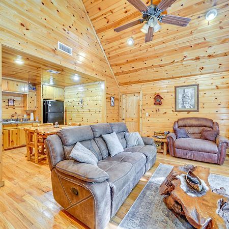 Broken Bow Rental Cabin With Hot Tub And Bar Екстериор снимка
