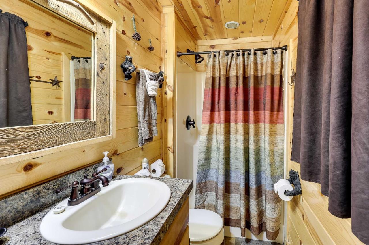 Broken Bow Rental Cabin With Hot Tub And Bar Екстериор снимка