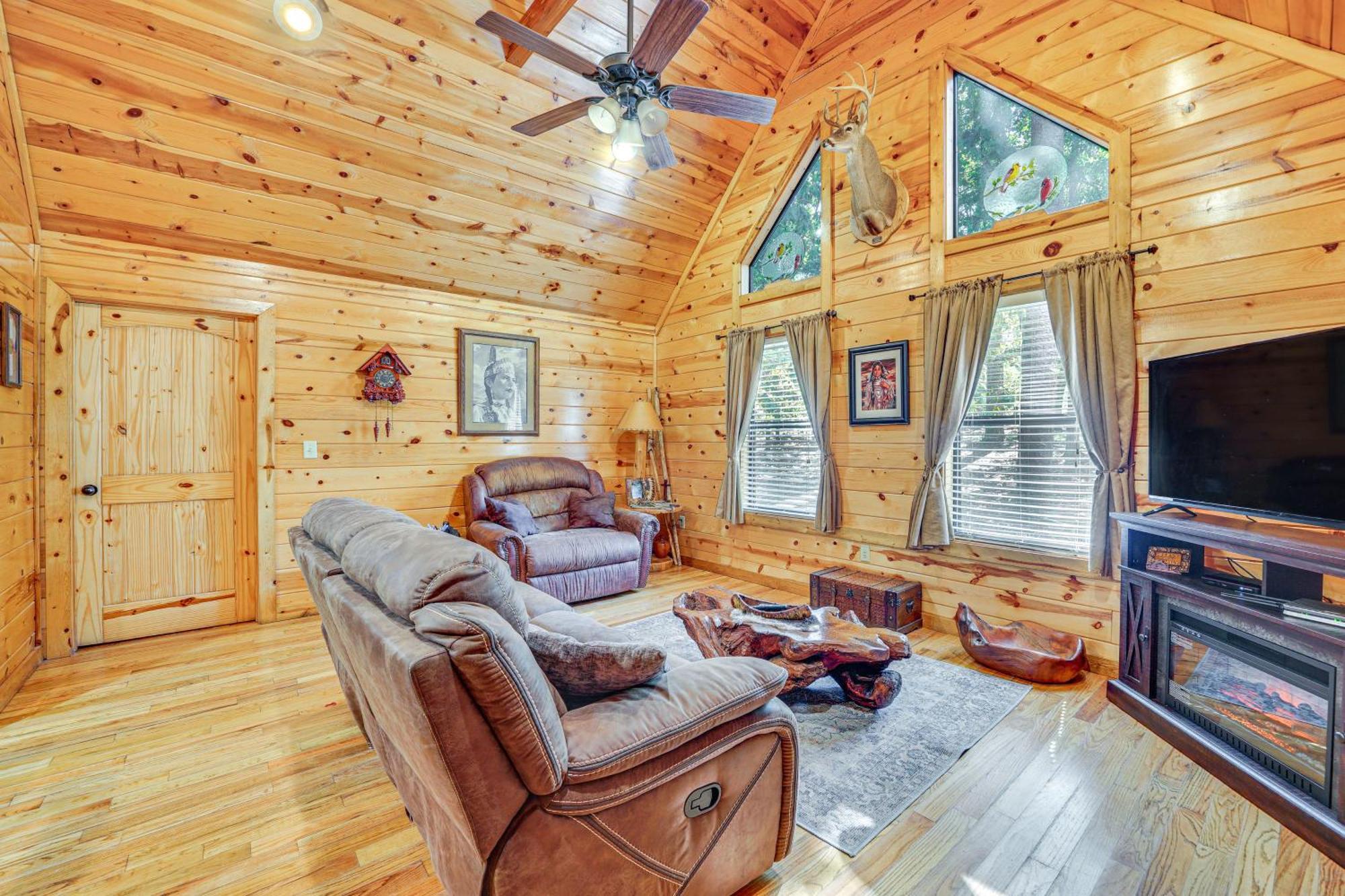 Broken Bow Rental Cabin With Hot Tub And Bar Екстериор снимка
